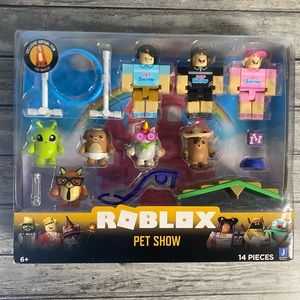 Roblox Pet Show (Exclusive virtual item Fox Mascot)